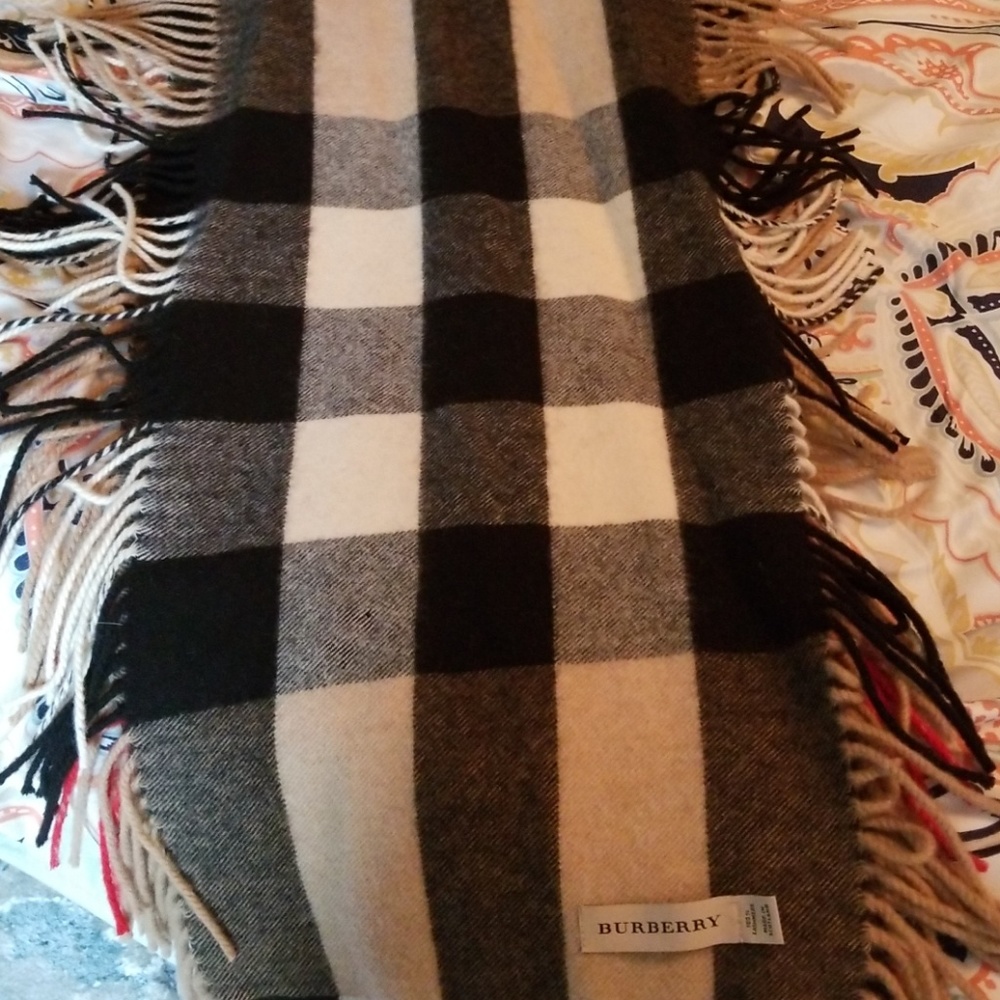 Burberry scarf